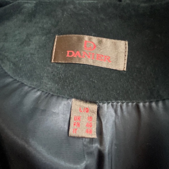 DANIER 100% Suede Button Jacket - Picture 7 of 10